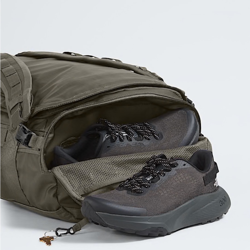 The North Face Base Camp Voyager Travel Backpack - 32L - Picture 7 of 7